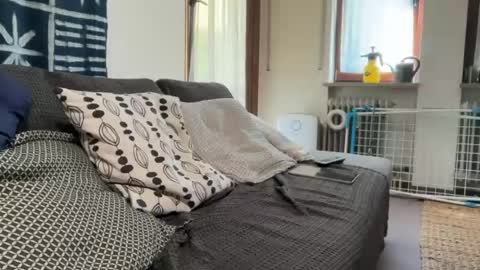sunny uhlo online show from August 5, 8:56 am