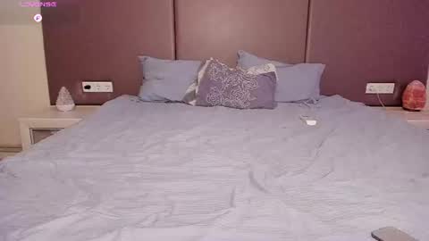 Effie Beautiful girl and Sunsay lucky boy online show from July 21, 12:03 am