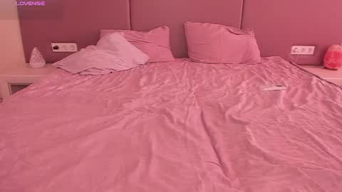 Effie Beautiful girl and Sunsay lucky boy online show from July 30, 12:29 am