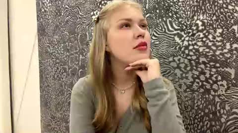 Sofia online show from August 18, 1:17 pm