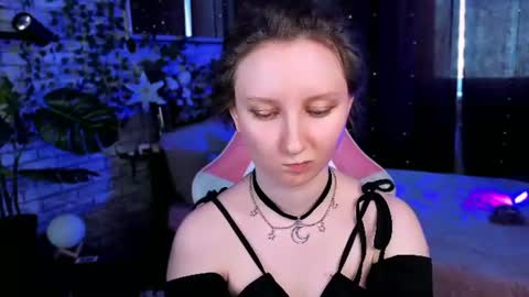 Alice online show from August 4, 2:58 pm