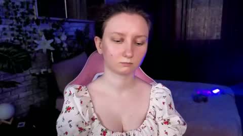 Alice online show from August 6, 4:50 pm