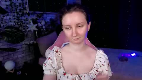 Alice online show from August 6, 5:56 pm