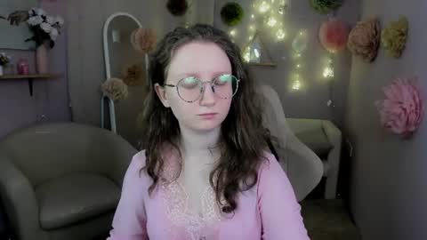 Alice online show from August 10, 6:20 pm
