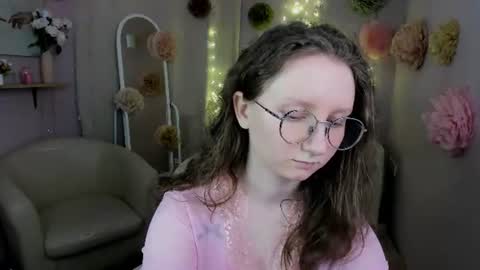 Alice online show from August 10, 7:26 pm