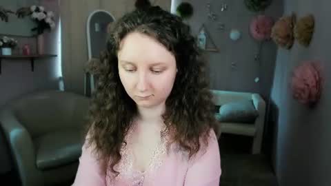 Alice online show from August 12, 12:29 pm