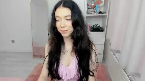 sunshine_bliss online show from August 17, 4:23 pm
