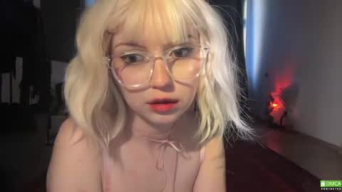 super_pixie online show from July 24, 4:21 pm