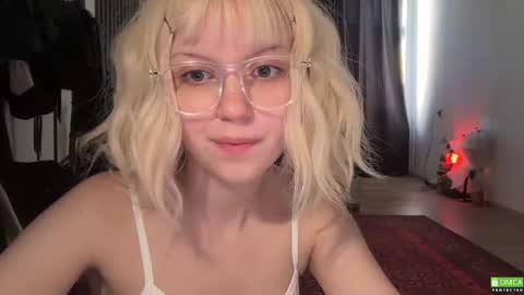 super_pixie online show from July 26, 4:12 pm