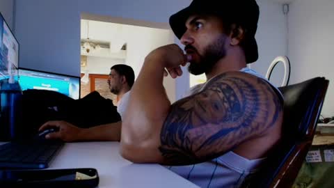 supermanboyxxl online show from August 1, 7:58 am