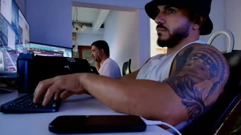 supermanboyxxl online show from August 1, 10:10 am