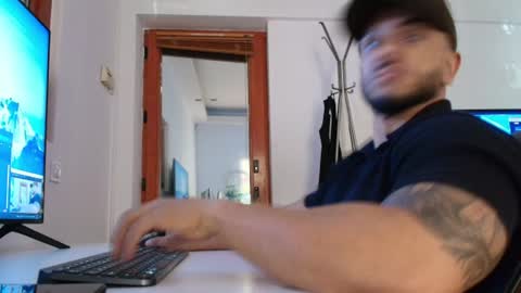 supermanboyxxl online show from August 14, 5:44 am