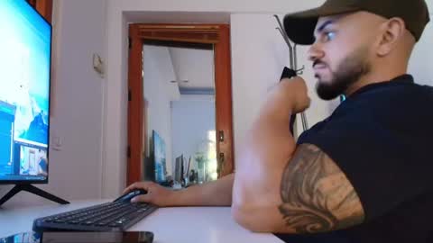 supermanboyxxl online show from August 14, 7:56 am
