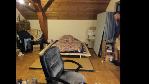 supersquirrel81 online show from July 20, 3:20 am