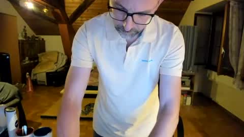 supersquirrel81 online show from August 4, 1:57 am