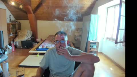 supersquirrel81 online show from August 8, 10:37 am