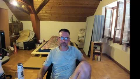 supersquirrel81 online show from August 8, 1:33 pm