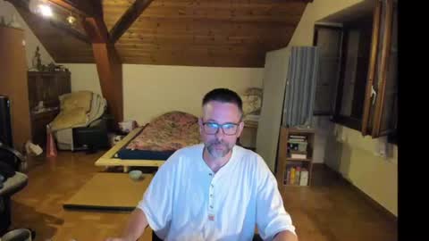 supersquirrel81 online show from August 13, 3:09 am