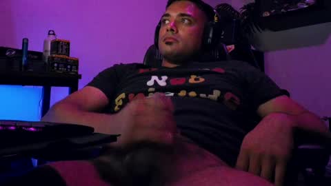 supertoaster69 online show from May 3, 9:03 am