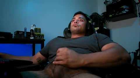 supertoaster69 online show from May 6, 9:49 pm