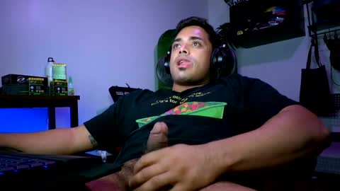 supertoaster69 online show from May 22, 6:26 am