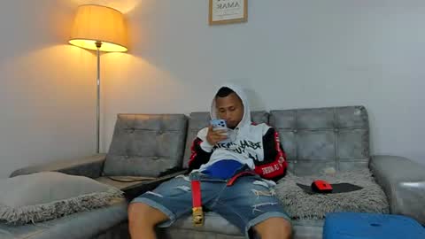supreme_badboy2 online show from August 13, 3:37 pm