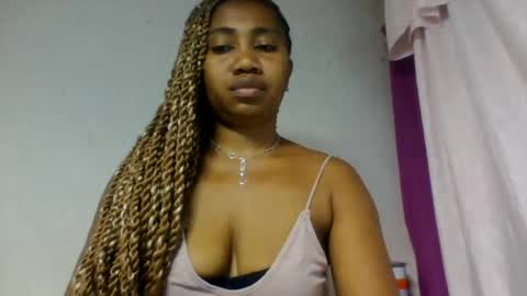 surbelle online show from August 7, 10:21 pm