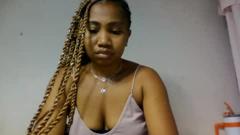 surbelle online show from August 8, 2:11 am
