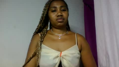 surbelle online show from August 9, 12:33 am