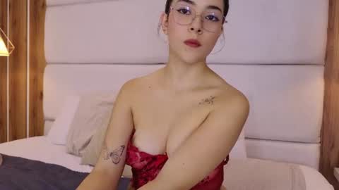 Susann online show from September 5, 4:34 pm