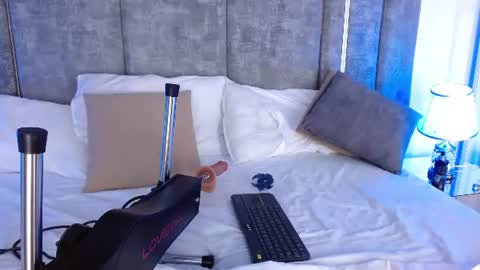 Susann online show from September 7, 1:39 pm