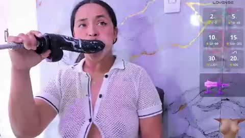 Susan online show from August 7, 12:49 pm