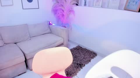 susan_blond online show from August 11, 1:24 pm