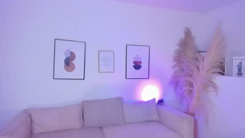 susan_blond online show from August 13, 2:42 pm