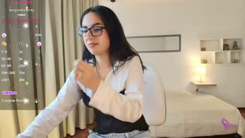 Susana online show from August 15, 3:38 pm