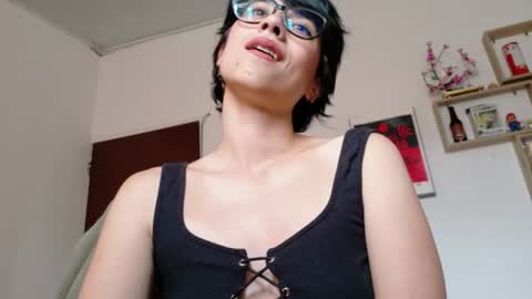 susana_w online show from August 5, 5:55 pm