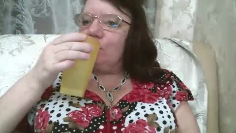 SusanaAhSun online show from July 22, 11:34 am