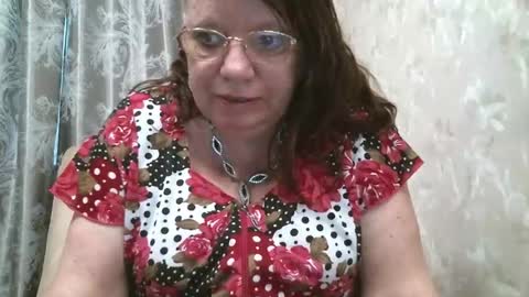 SusanaAhSun online show from July 31, 11:05 am