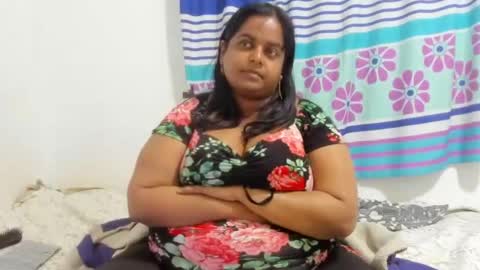 susanaeshwar online show from August 10, 11:28 pm