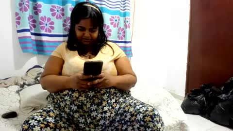 susanaeshwar online show from August 13, 4:37 am