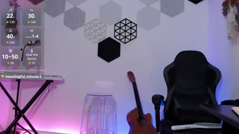 Susana hendrix    online show from August 3, 11:01 pm
