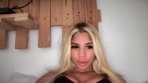 susan online show from July 25, 12:42 pm
