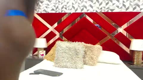 Susan online show from August 6, 12:59 pm