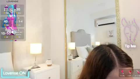 susanthomass online show from August 12, 8:55 pm