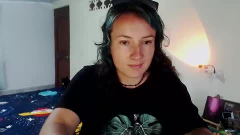 Susi online show from March 18, 9:52 pm