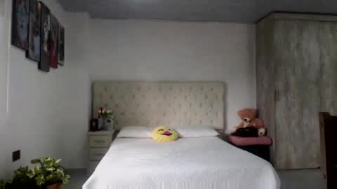 Susi online show from April 25, 9:32 pm