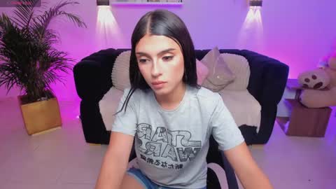susi_doll1 online show from August 1, 10:05 pm