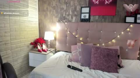 Sussy Stone online show from August 5, 3:32 pm