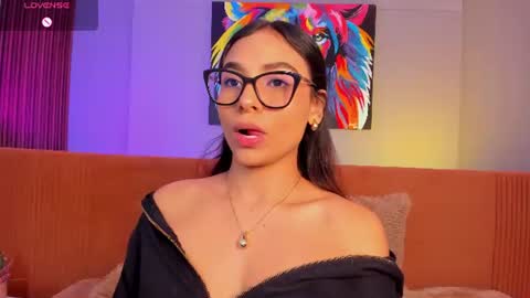 sussy_sweet4u online show from August 10, 1:01 pm