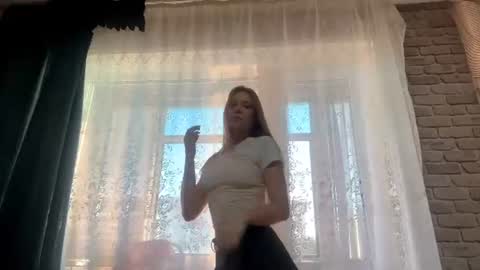 Adel online show from August 13, 12:30 pm